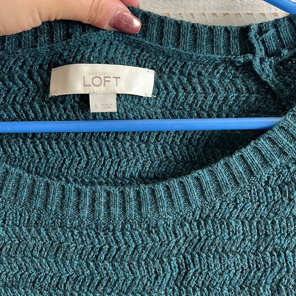 Light Loft sweater! - Picture 2 of 3